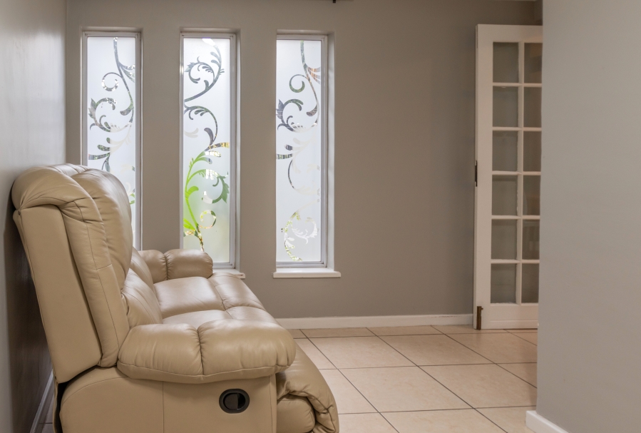 5 Bedroom Property for Sale in Milnerton Central Western Cape